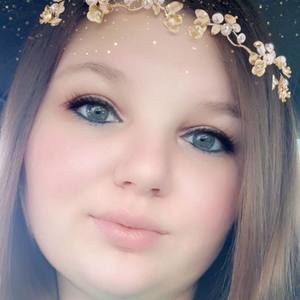 Meet your Posher, Kellie